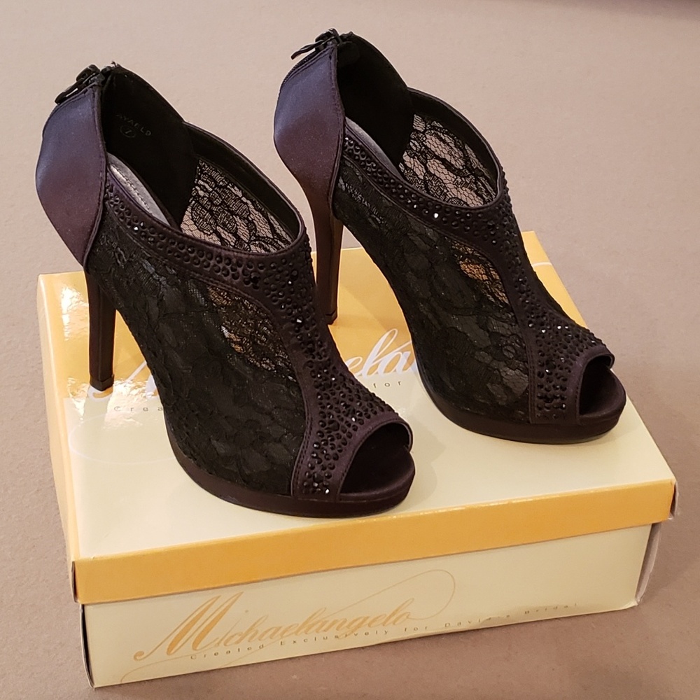 David's Bridal Michaelangelo Ayael9 Shootie